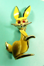 Vintage Yellow enamel Red crystal eyes Rabbit Bunny Pin Brooch - £18.77 GBP