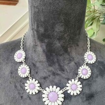 Charming Charlie Women&#39;s White and Purple Sun flower Daisy Statement Necklace - £17.58 GBP