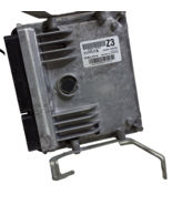 15 16 Toyota Corolla ECU ECM engine computer OEM 89661-0Z631 - $728.87 MXN