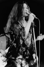 Janis Joplin 1960&#39;s in concert singing 18x24 Poster - £19.13 GBP