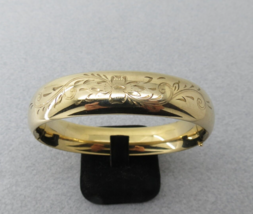Antique Bangle Bracelet Yellow Gold Filled 1/2&quot; Wide Hinged Flowers 24.98g NICE! - £152.36 GBP