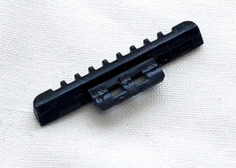 Toshiba Satellite A135 Laptop Lcd Lid Thumb Latch K000043950 A130 Genuine Oem - $5.59