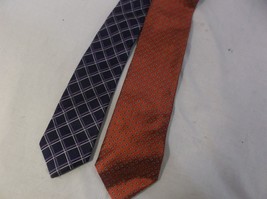 Roundtree &amp; Yorke Hand Made Silk Tie Red &amp; Blue patterned 50+inch 100178 - £9.60 GBP