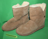 Bearpaw Brown Cow Suede Wool Sheepskin Short Boot Shoes Size Women&#39;s 7 W... - $54.44