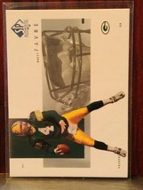 2001 SP Authentic Brett Favre #35  HOF Green Bay Packers - $1.50