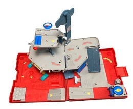 Matchbox Pop Up Adventure Playset Auto Center 2005 - $30.33 CAD