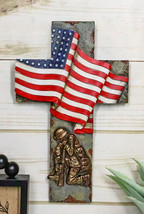 Patriotic Battlefield Kneeling Soldier In Prayer With American Flag Wall Cross - £21.10 GBP