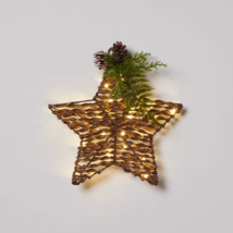 LED Hanging Metal Star Faux Greenery Christmas Novelty Scupture Light Wo... - $361.69 MXN