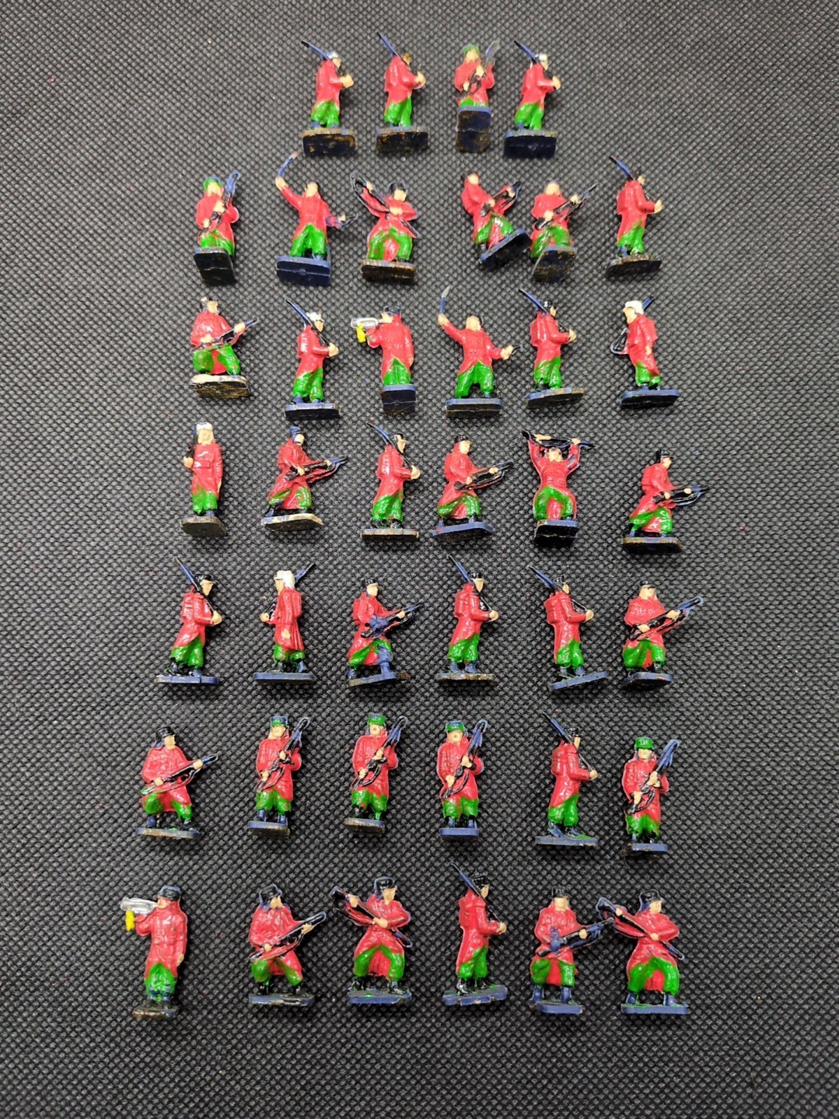 Lot Of (40) Partially Painted Miniatures 1/72 Scale Infantry Holding Rif... - $24.74