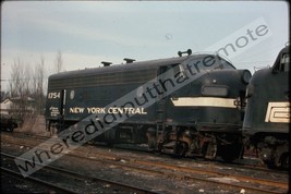 Orig. Slide New York Central Railroad NYC 1754 EMD F7 Congress Park IL 4-5-1971 - £11.76 GBP