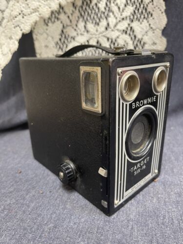 Primary image for Vintage Kodak Brownie Art Deco Target Six-16 Camera