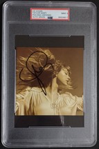 Extremely Rare! Taylor Swift Signed Fearless Photo Cd Cover Psa Slabbed Mint 9! - £385.85 GBP