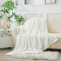 Wajade Soft Fleece Throw Blanket For Couch, 50X60 Inches 3D Bubble, Ivory - £23.09 GBP