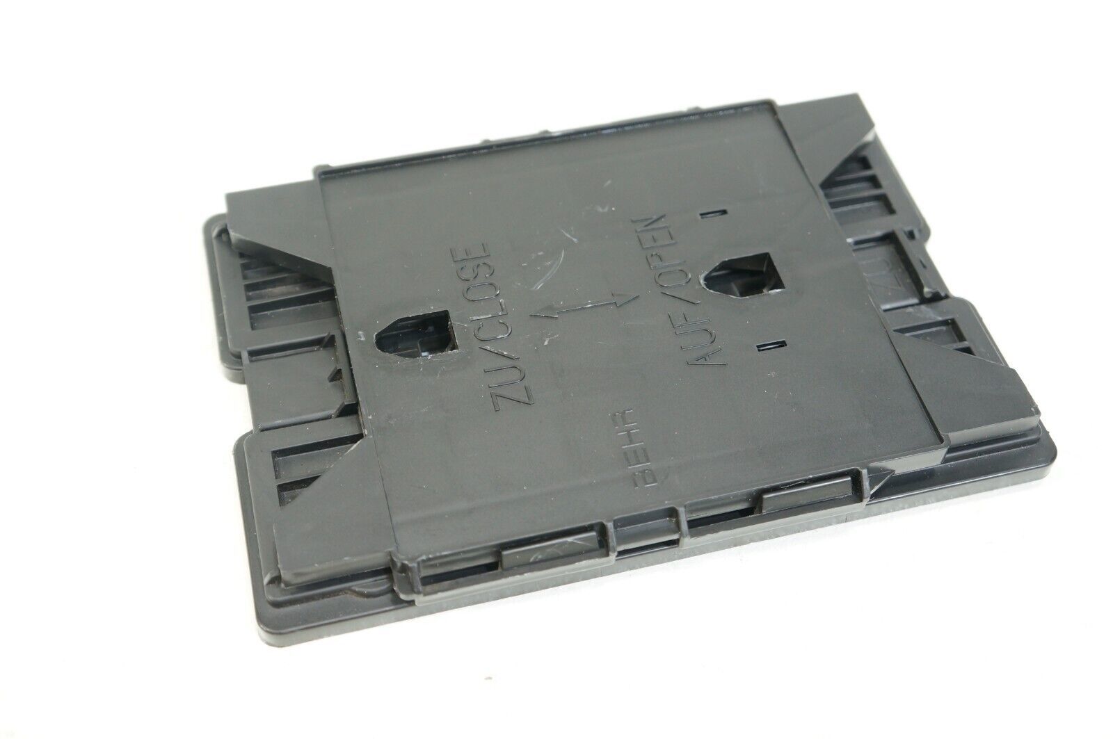 mercedes w209 w203 c230 c280 c350 clk350 clk500 pollen filter cover slid... - $29.87