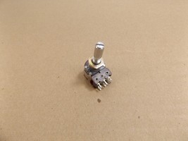 Yamaha Receiver CR-1040 Balance Pot Potentiometer 20K Original - $20.79