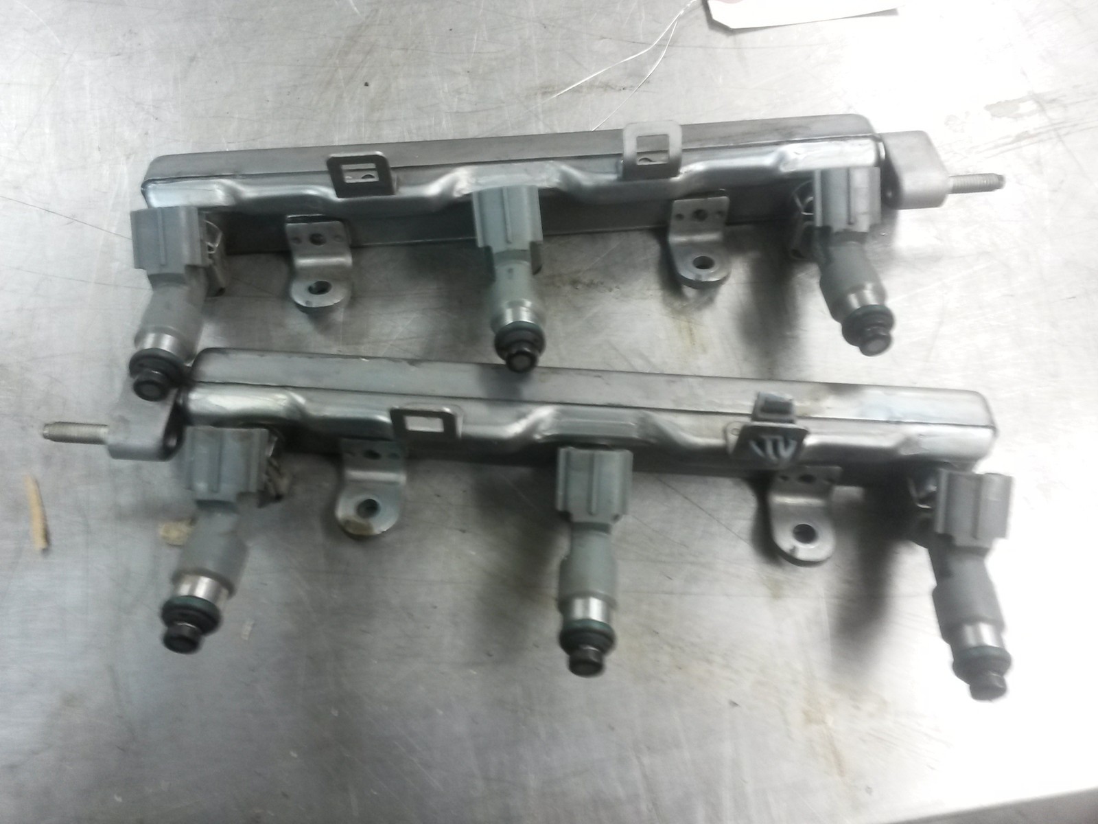 Fuel Injectors Set With Rail For 08-13 Acura MDX  3.7 110002721 - £89.46 GBP