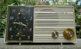 Vintage ZENITH alarm clock radio T2482L White AM tube RETRO MCM c1950’s ... - £29.45 GBP