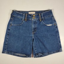 Signature Levis Women&#39;s Button Flap Pockets Denim Shorts Size 4 misses - £11.95 GBP