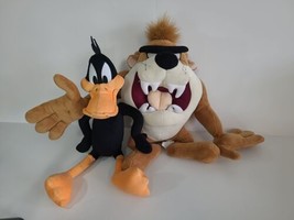 Six Flags Looney Toons Lot - Tasmanian Devil 16&quot; &amp; Daffy Duck Super Soft Plush - £18.73 GBP