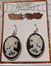 New Trick or Treat Fashion White Skelton Silhouette Earrings New With Tags. - £6.75 GBP