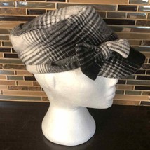 Felt wool looking hat with brim &amp; bow gray plaid - £14.00 GBP