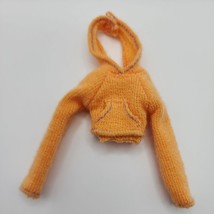 2002 MGA Bratz Fashion Pack Just Do P.E.! #254096 - Orange Sweatshirt Only - $9.74
