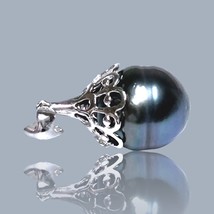 Oval 11.5 x 13mm Tahitian South Sea Natural Peacock Black Green Pearl Pendant - £115.26 GBP