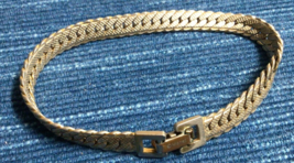 Vintage MONET Bracelet Chain Gold Tone 7&quot; ~886A - £13.65 GBP