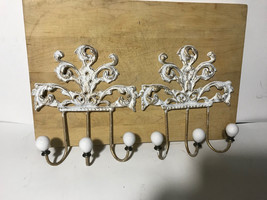Pair Of Brass Plated &quot;Distressed&#39; Metal Hanging Racks - £12.82 GBP