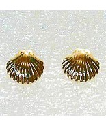 Scallop shell gold stud earring - $40.96 CAD
