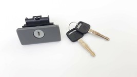 Glove Box Latch Lock Handle Gray For Toyota Camry Lexus ES300 ES330 Solara - £15.82 GBP