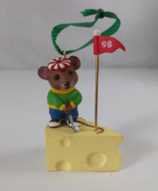 1998 Hallmark Keepsake Ornament Puttin&#39; Around Mouse Golfing - $92.74 MXN