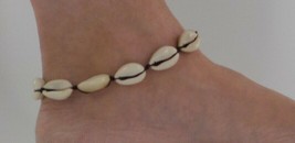 Hawaiian Anklet Ankle Bracelet Polished Cowrie Sea Shell Beads Foot Jewelry Nwot - £7.98 GBP