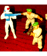 Old vintage Green Beret soldiers~ESTATE SALE FIND! - $28.43 CAD