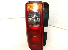 2006..06 HUMMER 3  /PASSENGER SIDE /TAIL ,BRAKE LIGHT,OEM - £99.56 GBP