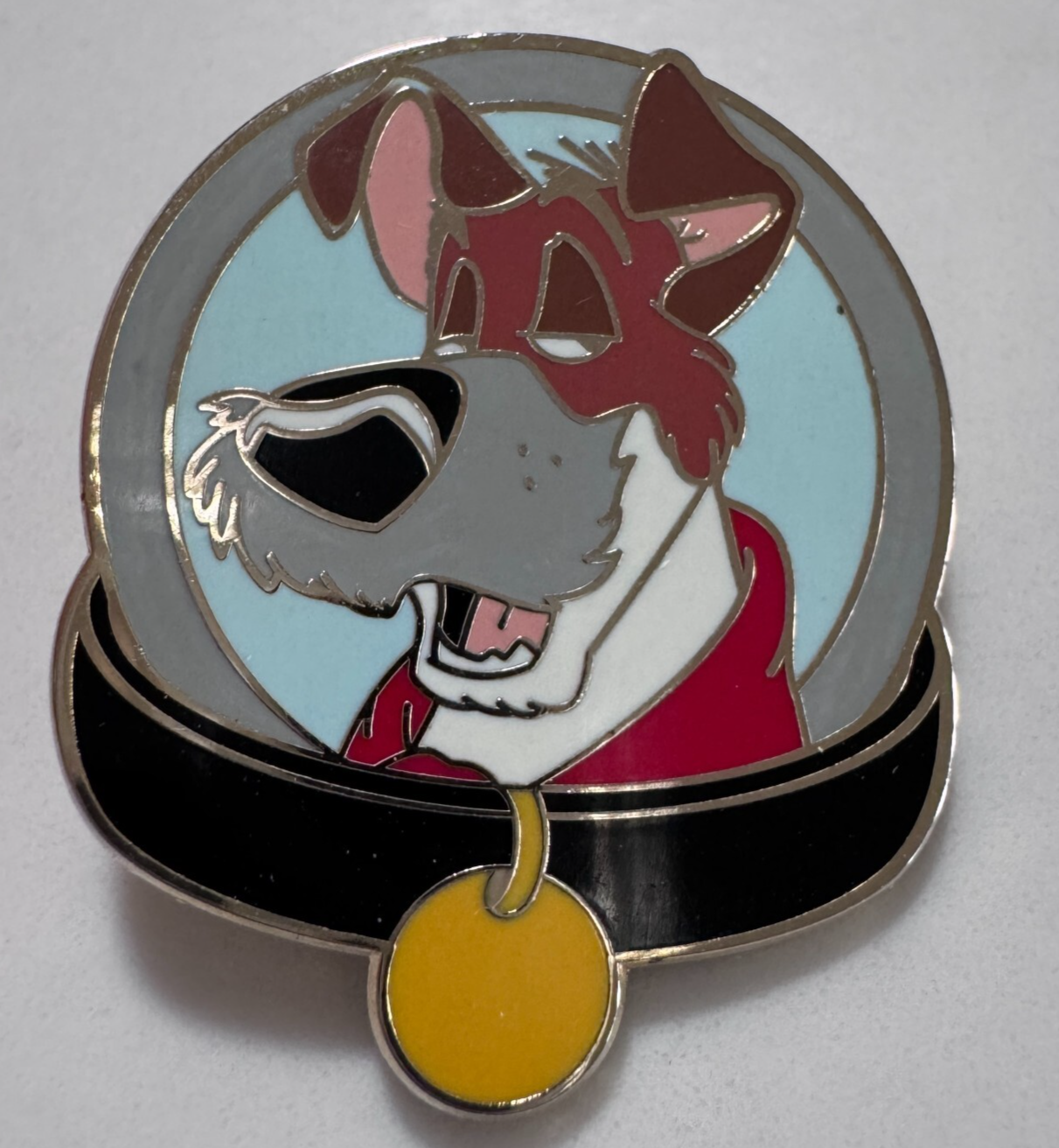 Disney Dodger Dog Magical Mystery Pet Collar Oliver and Company 2013 Pin - $8.90