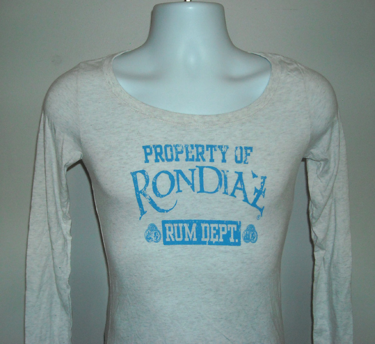 WOMENS PROPERTY OF RON DIAZ RUM  DEPT SMALL LONG SLEEVE T SHIRT - $23.71