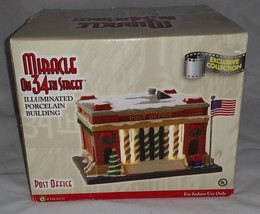 Enesco &quot;Miracle On 34th Street&quot; Illuminated &quot;Post Office&quot; Building. - £17.85 GBP