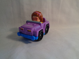 2009 Mattel Fisher Price Little People Wheelies Maggie in Purple Jeep - ... - £1.97 GBP