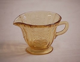 Old Vintage 1930&#39;s Yellow Depression 3-1/4&quot; Footed Creamer Madrid Federal Glass - $14.84