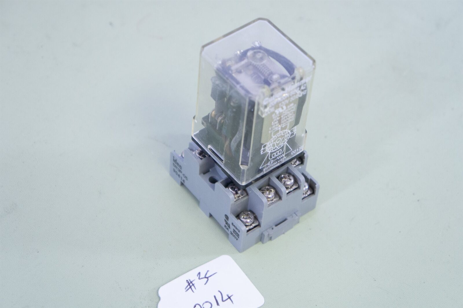 Cutler Hammer D3PR33A Relay 10A 120VAC 11 Pin w/ Idec SR3P-05 Socket - $19.57