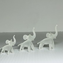 Elephant Family Figurines Satin Frosted Glass Vintage Set of 4 Trunk Up - £23.74 GBP