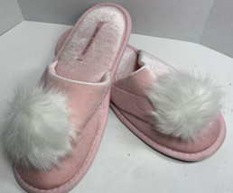 VS Victoria’s Secret Med 7/8  Pom Pom Slipper Pink NWT - £15.26 GBP