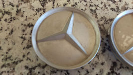 MERCEDES BENZ CENTER WHEEL CENTER CAP image 4