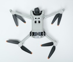 DJI Mini 3 Camera Drone MT3PD (Drone Only) READ image 6