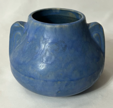Vintage 1930’s Brush McCoy Mottled Blue Vellum Pottery Vase Double Ear H... - $659.71 MXN