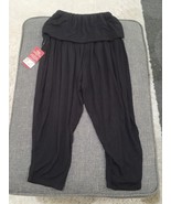 Capezio Slouch Capri Pants 10454W Black NEW NWT Size Small - $19.77