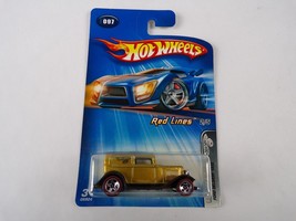 Van / Sports Car / Hot Wheels Red Lines 097 #H6 - £8.58 GBP