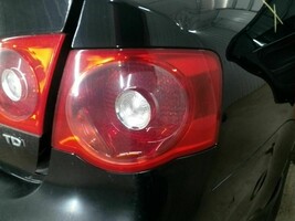 Passenger Tail Light Sedan VIN K 8th Digit Fits 05-07 JETTA 104871886 - $72.70