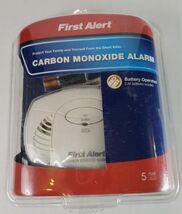 First Alert Carbon Monoxide Alarm CO Detector Battery Operated CO400 New... - $18.99